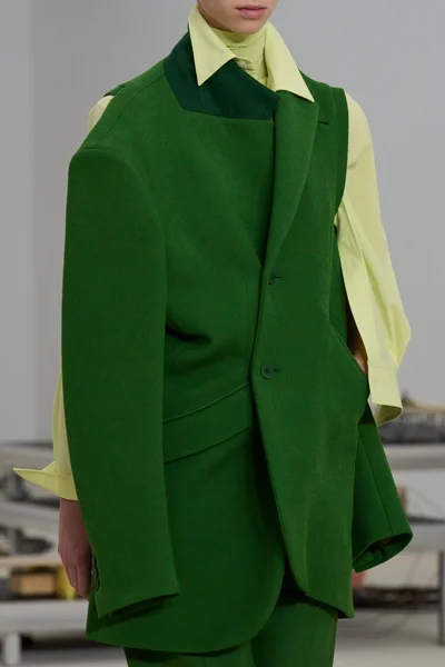 Look 34